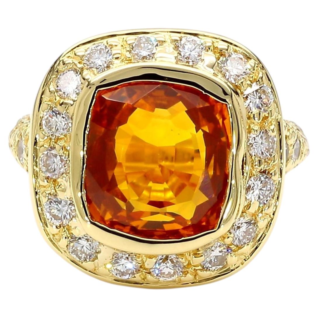 Anillo de oro de 18 quilates con zafiro naranja de 6 quilates, corte cojín, certificado por el GIA, con halo de diamantes