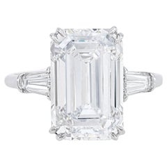 Bague avec diamant émeraude certifié GIA de 6 carats de couleur F et de pureté VS