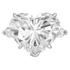 GIA Certified 6 Carat Heart Diamond Cut Platinum Ring with Pear Cut Diamond 