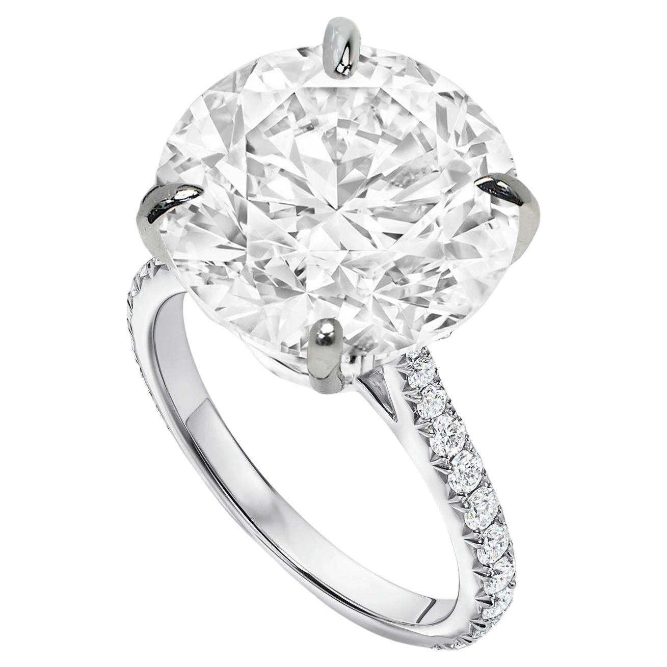 GIA Certified 6 Carat Round Brilliant Cut Diamond Ring For Sale