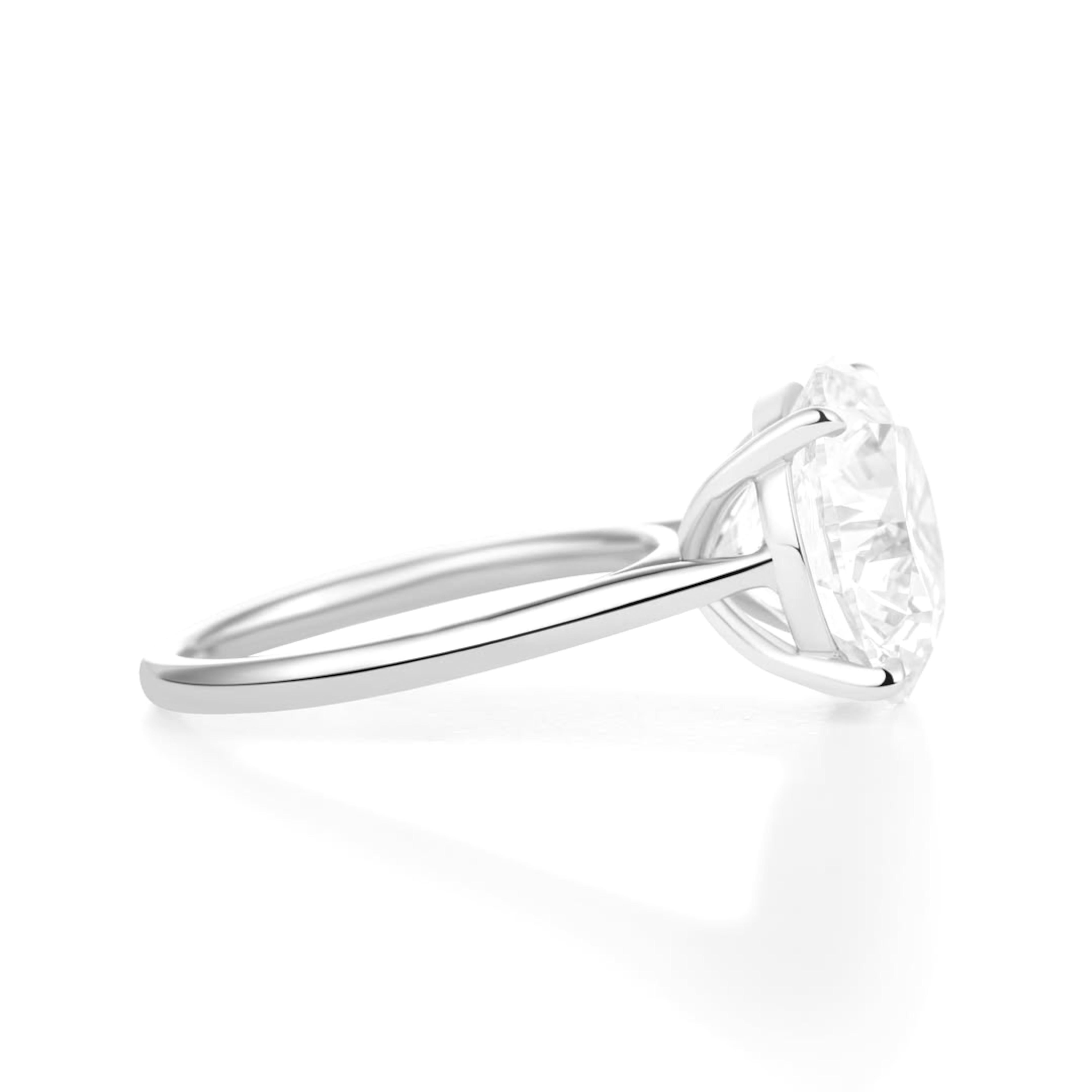 Round Cut GIA Certified 6 Carat Round Shape Diamond Platinum Ring For Sale