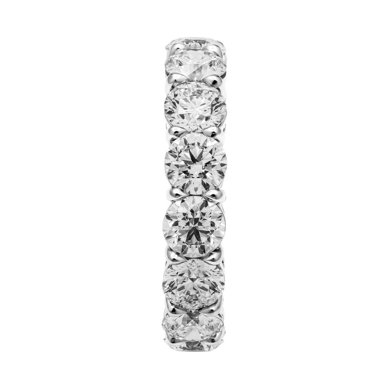 GIA Certified 6 carats total, eternity diamond style, Handcrafted,  mounted in Platinum 950, a total of 15 GIA certified Round cut diamonds totaling 6ct total, 0.40ct each stone, color ranging between G and F, with a clarity of VS1 and VS2, eye