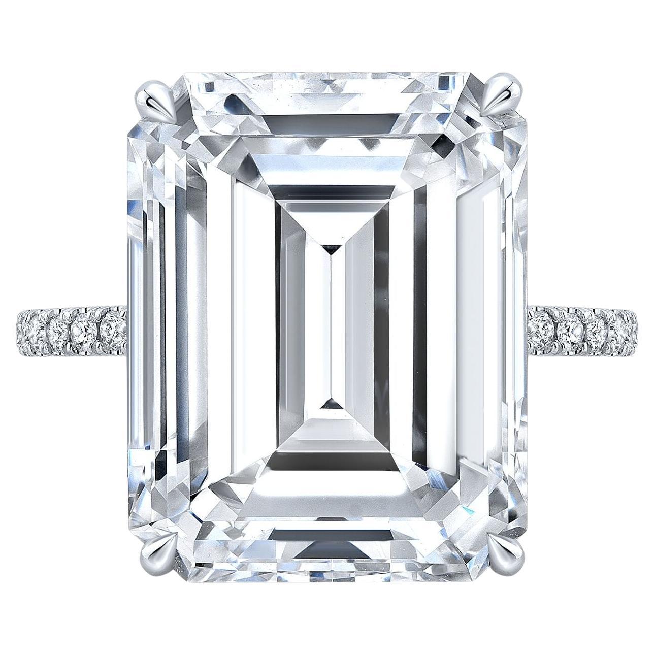 Bague certifiée GIA avec 6 diamants taille émeraude, sans défaut interne D couleur