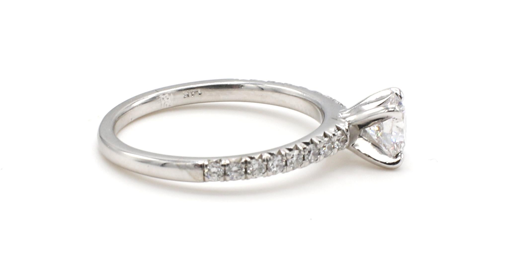 Moderne Bague de fiançailles en diamant naturel certifié GIA de 0,60 carat F SI2 brillant rond en vente