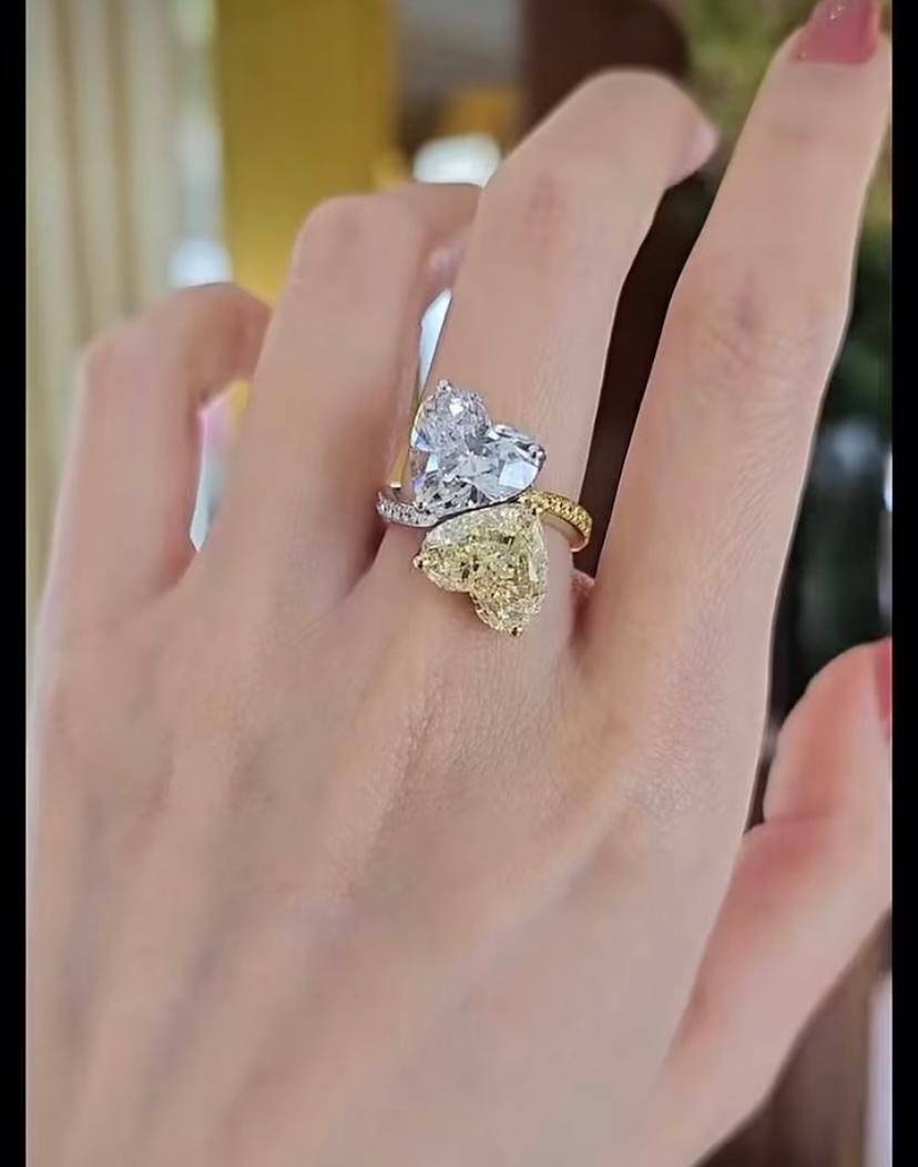 Anello doppio in oro 18K con diamanti a forma di cuore da 6,00 carati certificati GIA in vendita 2