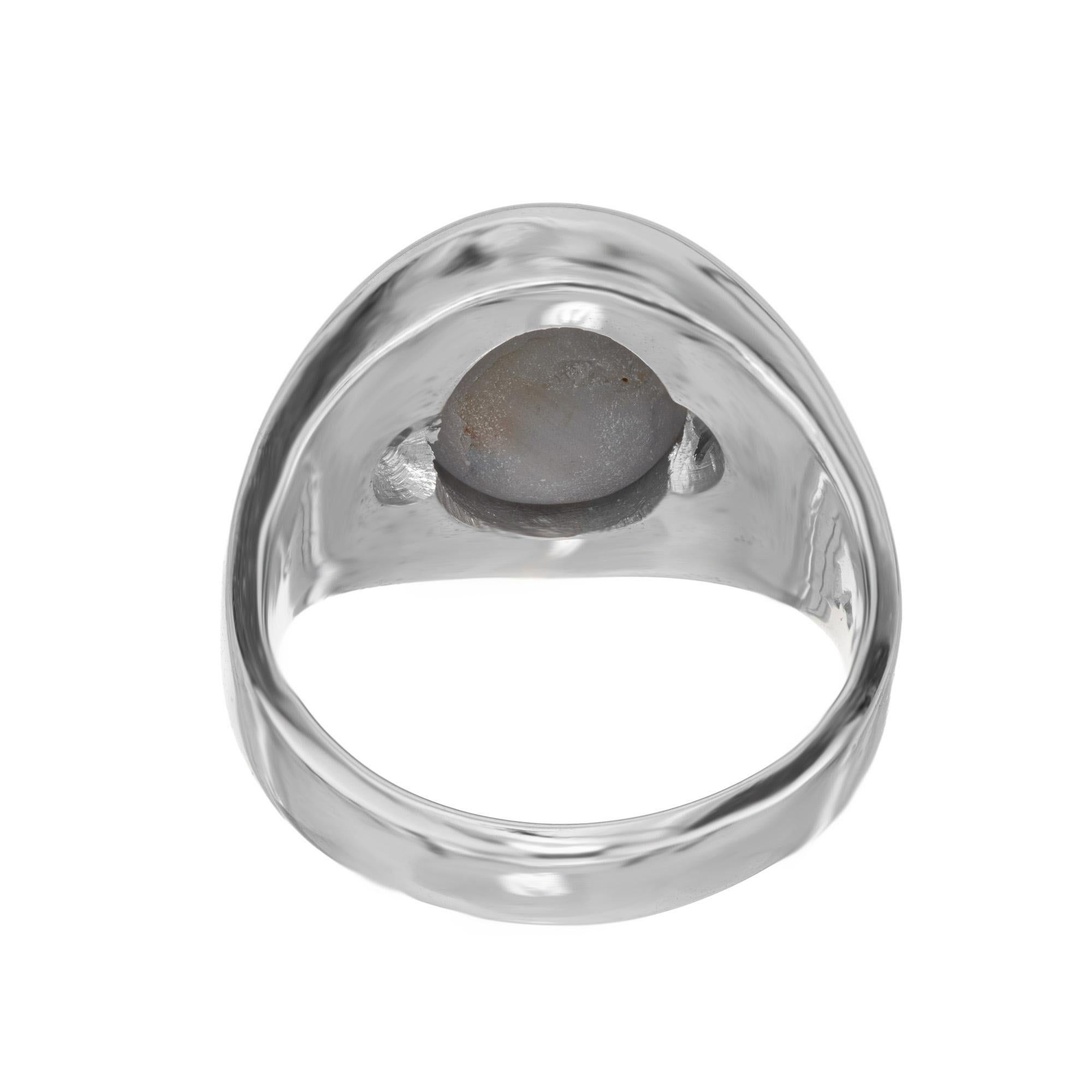 GIA Certified 6.00 Carat Oval Cabochon Star Sapphire Diamond White Gold Ring en vente 1