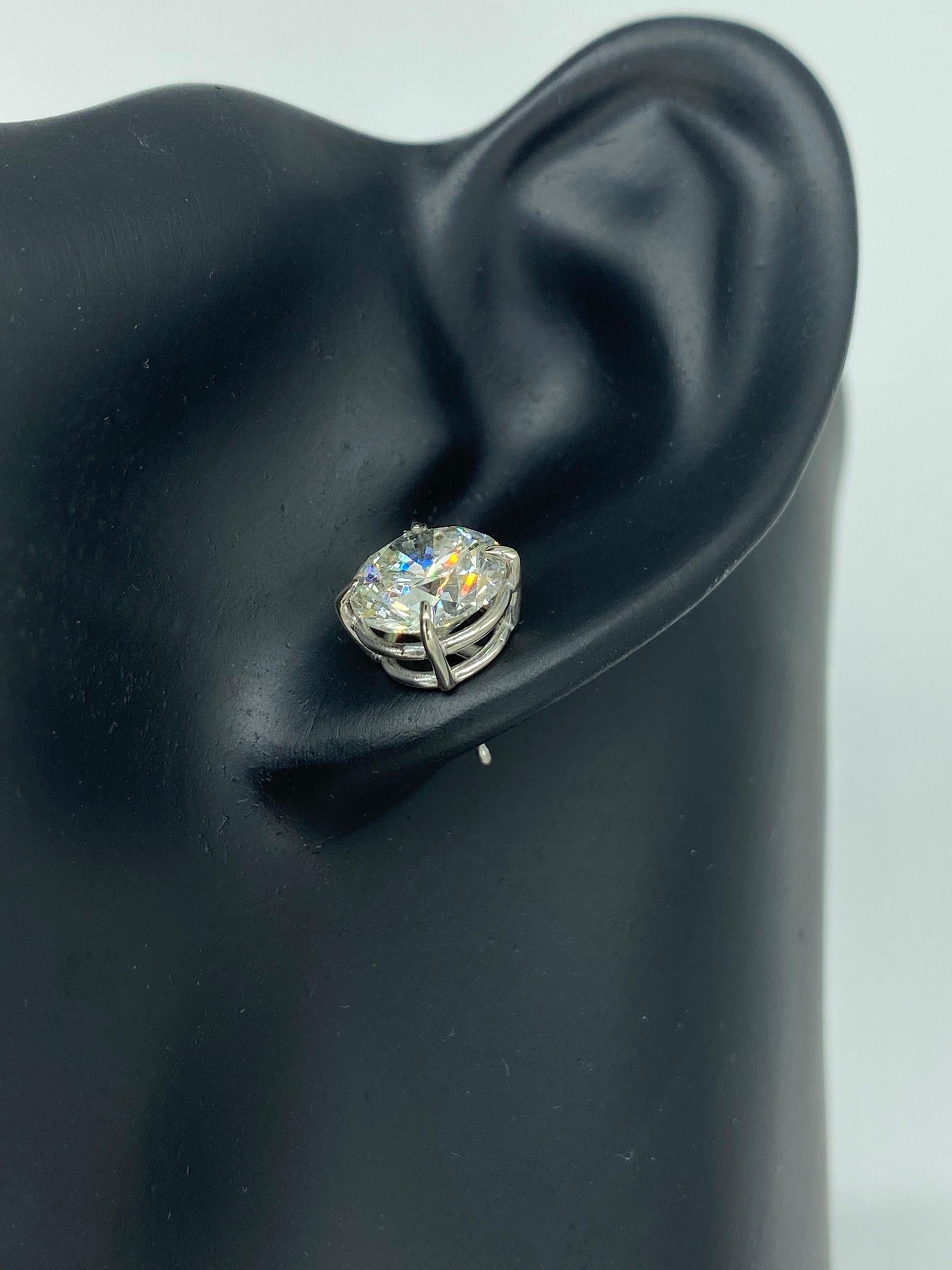 GIA-zertifizierte 6,00 Karat runde Brillanten natürliche Diamanten Ohrringe im Zustand „Hervorragend“ im Angebot in Miami, FL