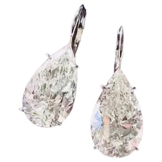 GIA Certified 6,00 Carats FLAWLESS/ D color Pear Shape Diamonds Orecchino in oro 18K