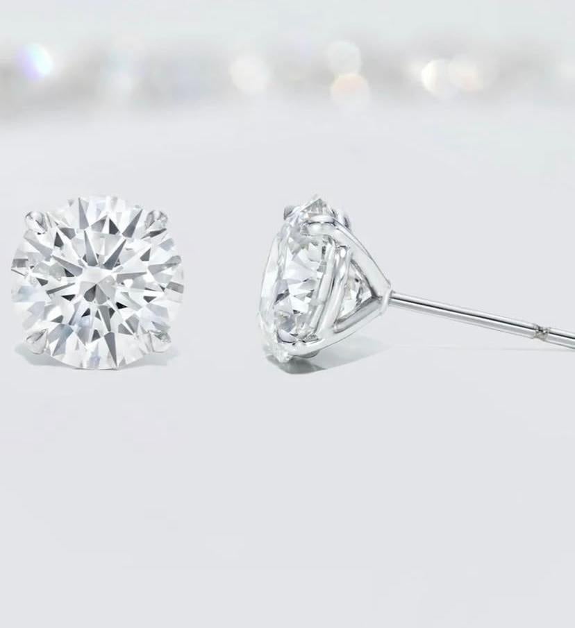 Taglio rotondo Orecchini con diamanti rotondi di forma brillante certificati GIA 6,00 carati in vendita