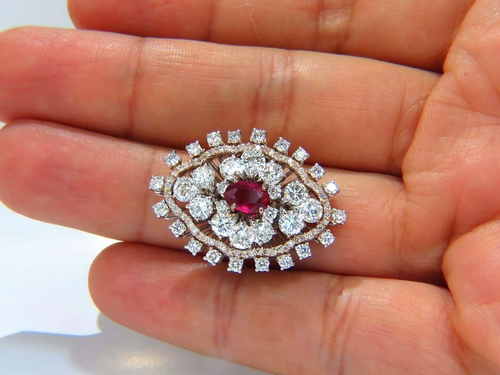 GIA-zertifizierter 6,01 Karat natürlicher keine Hitze supreme roter Rubin Diamanten Cluster Ring 18kt (Viktorianisch) im Angebot
