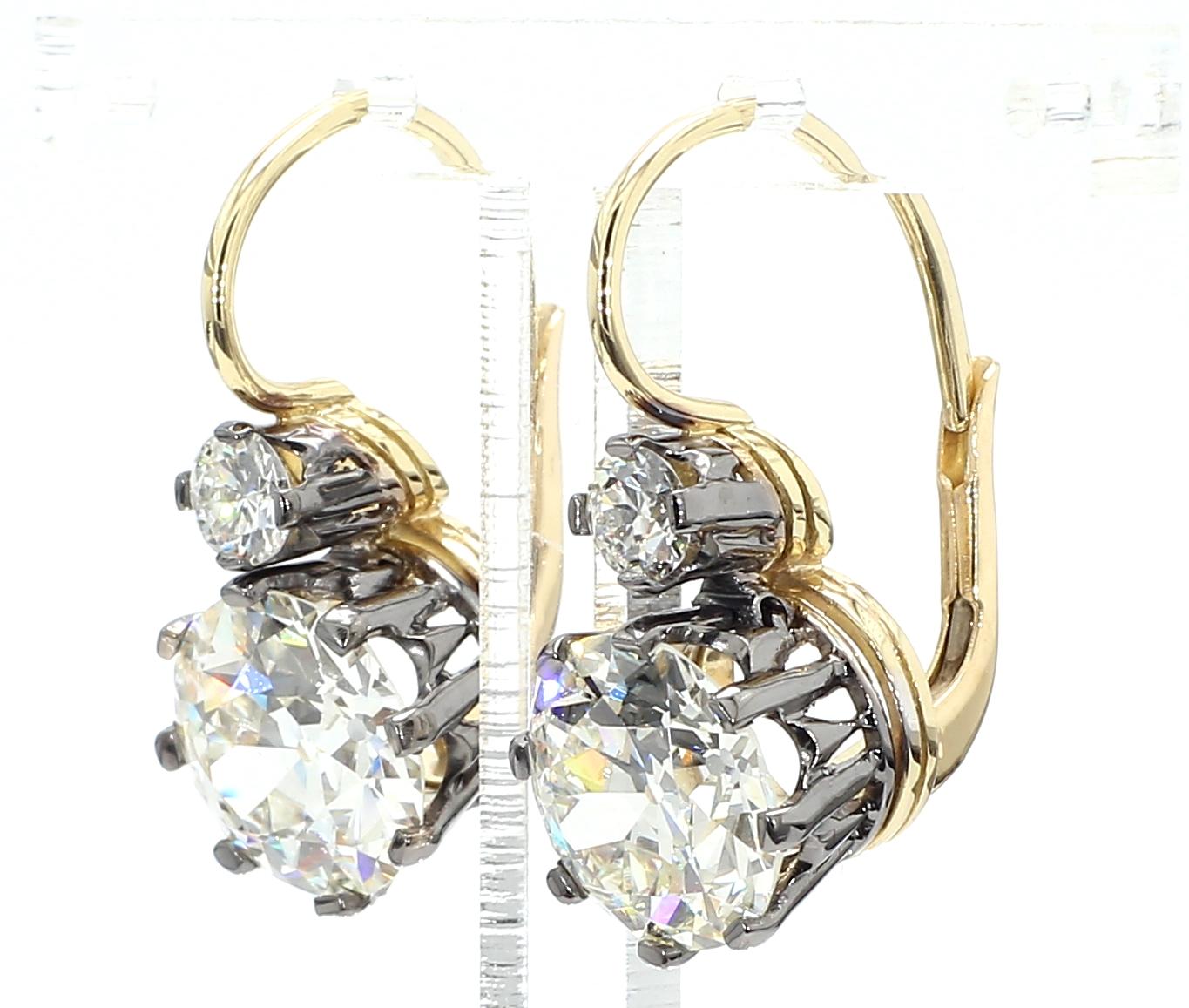 Taille ronde Boucles d'oreilles Art déco avec 6,02 carats de diamants certifiés GIA en vente