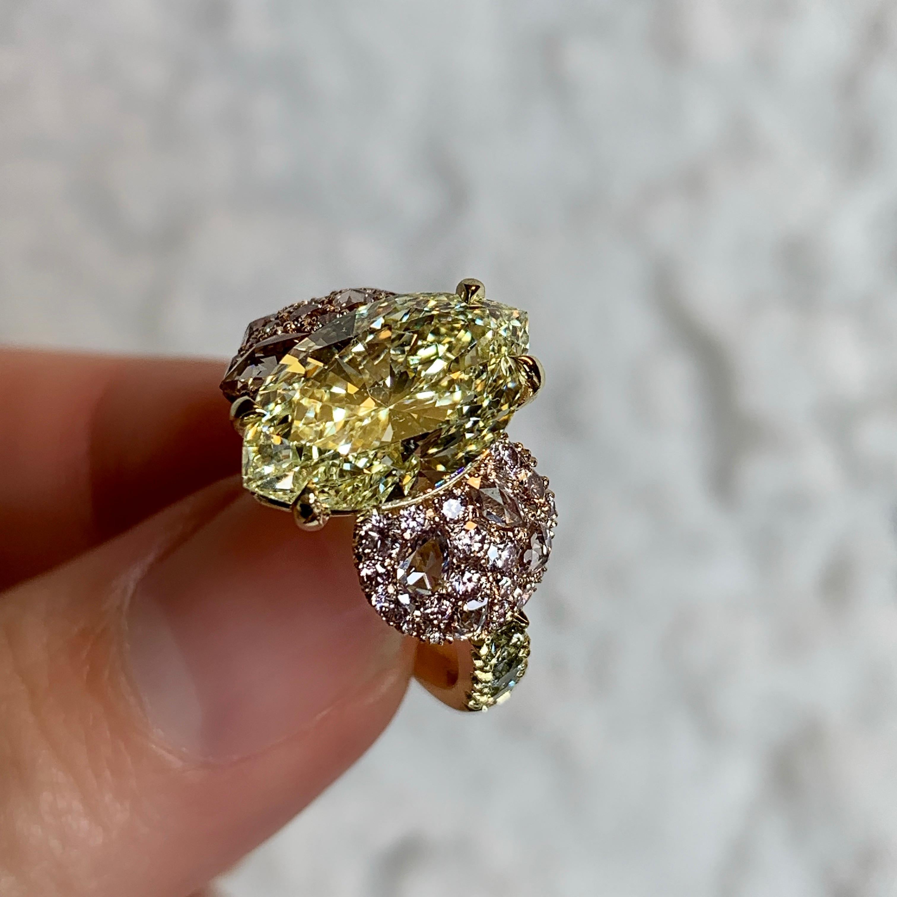 GIA Certified 6.02 Carat Marquise Shape Fancy Yellow Diamond Cocktail Ring In New Condition In Antwerp, BE