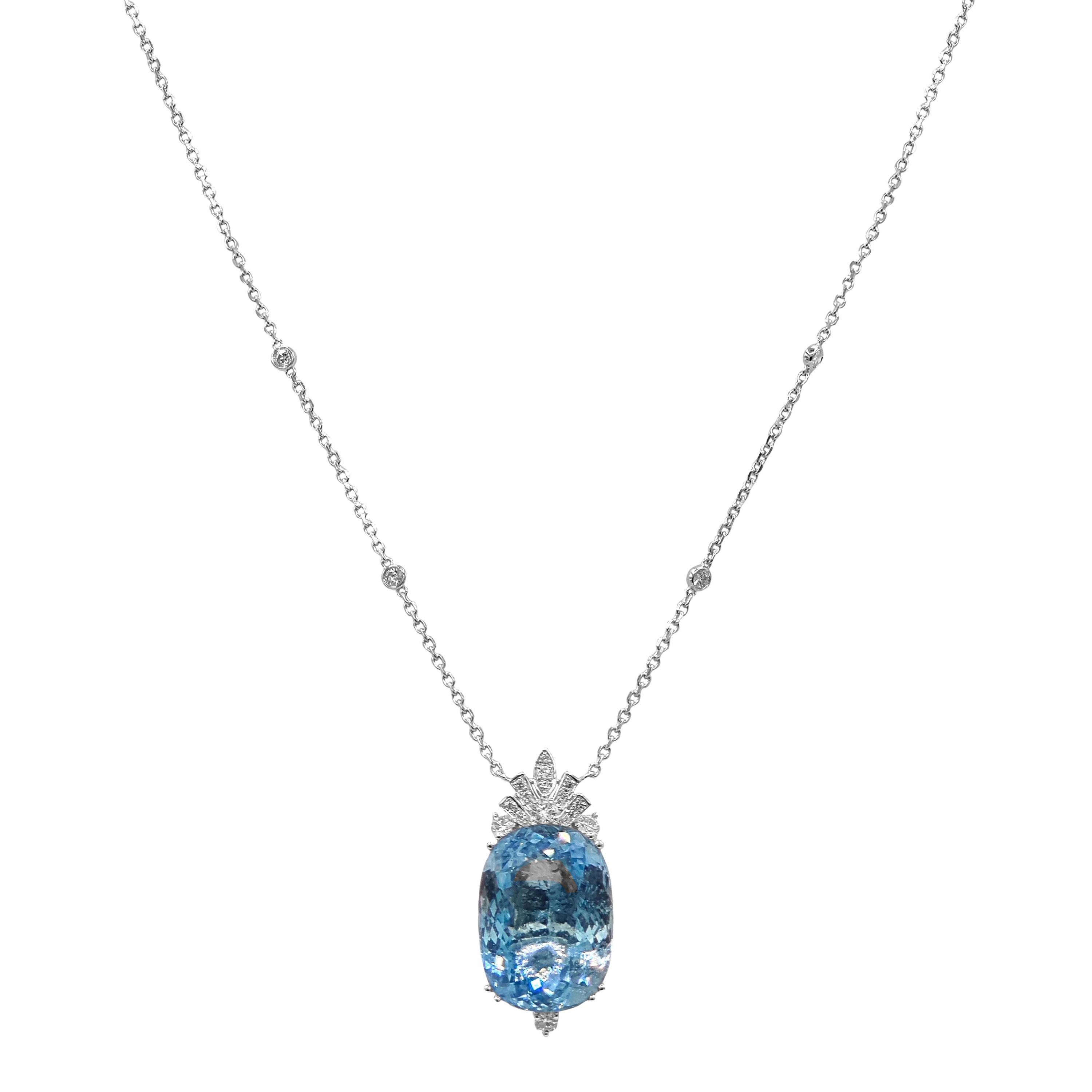 1 Aigue-marine : 59,71 carats
11 diamants blancs ronds : 0.16 Carats
4 diamants blancs ronds : 0.52 Carats
Métal : or blanc 18 carats, 15,60 grammes
Certificat GIA # 5234411283