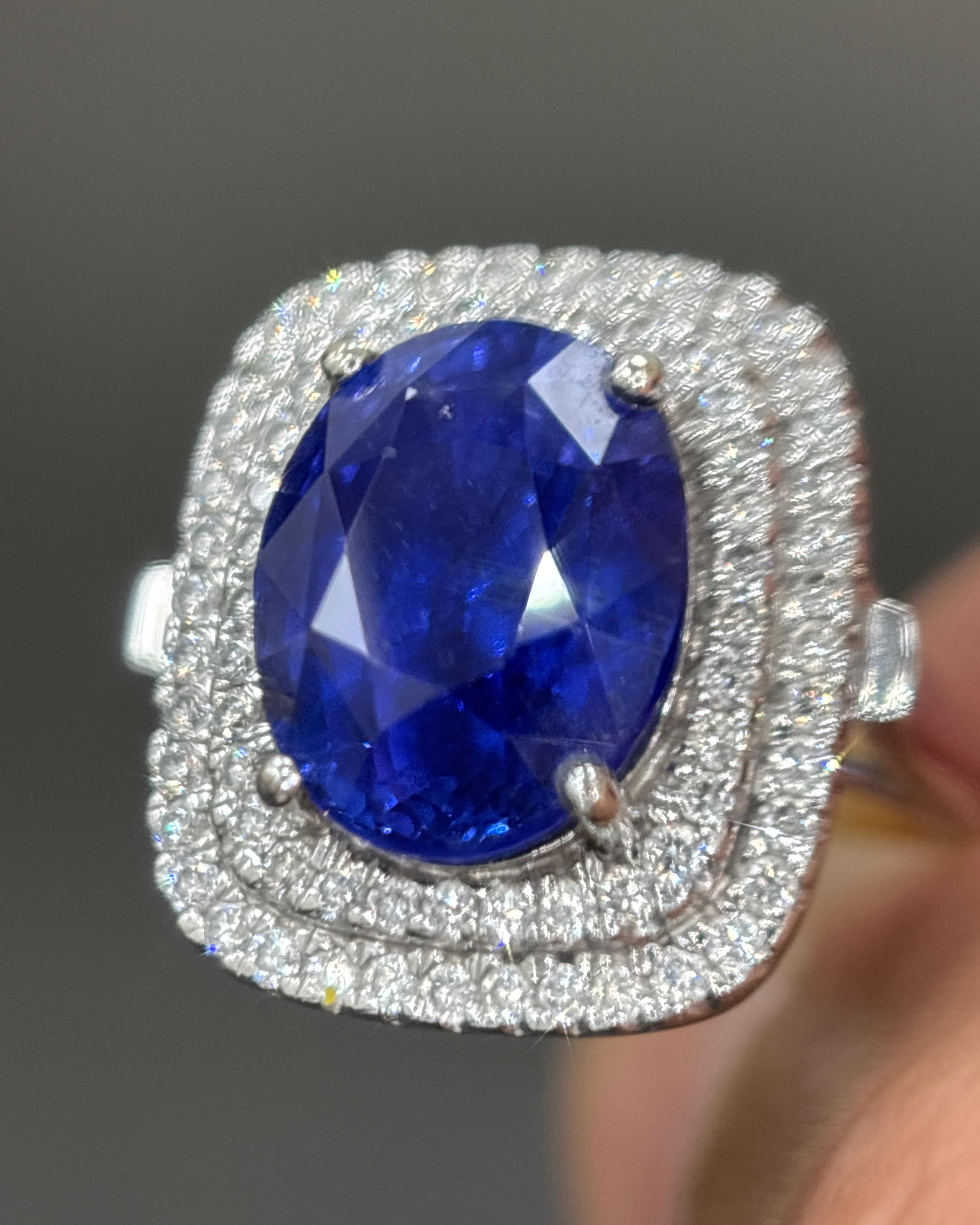 GIA zertifiziert 6,04 Karat Ceylon No Heat Blauer Saphir Weißer Diamant Gold Ring für Damen oder Herren im Angebot