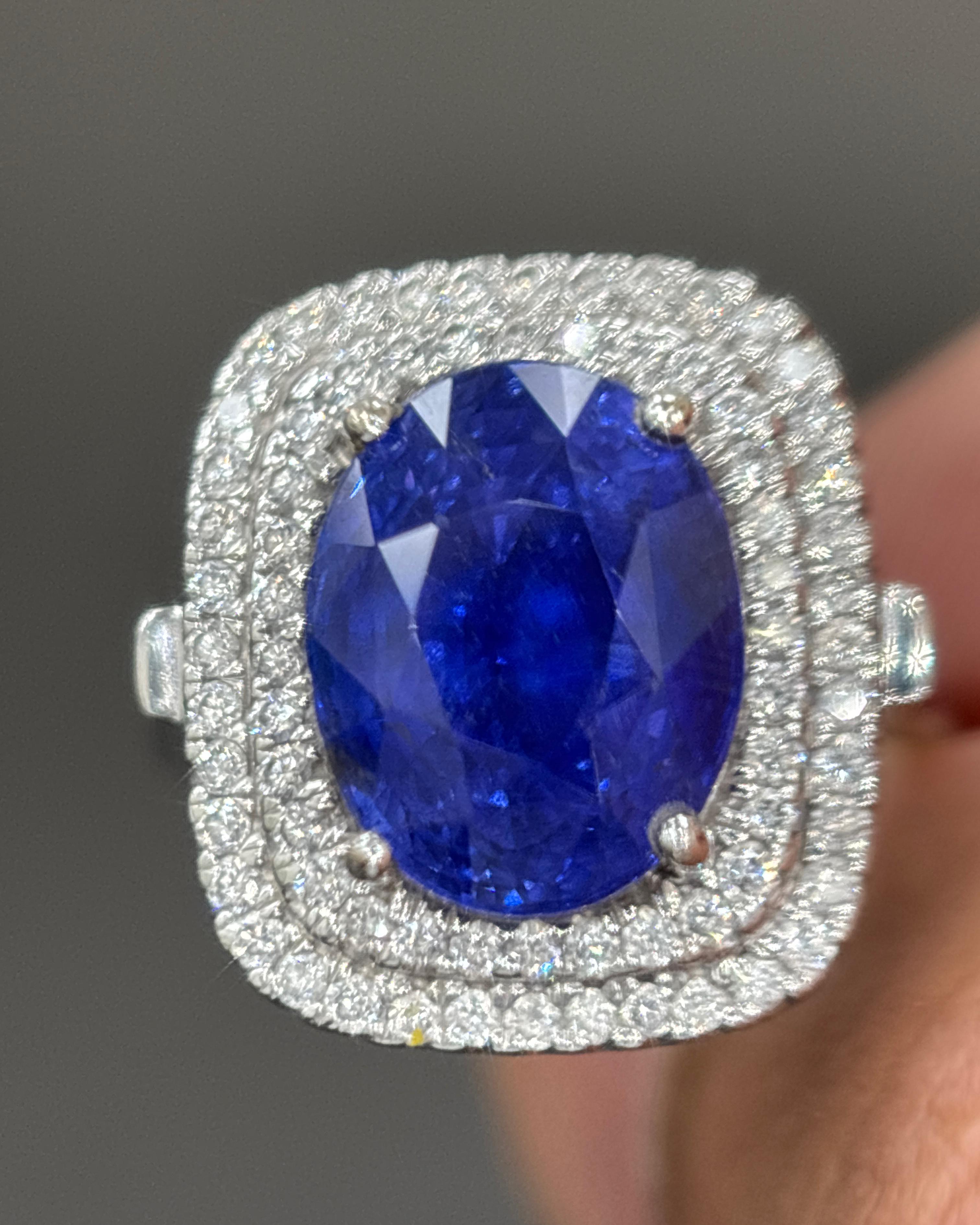 GIA zertifiziert 6,04 Karat Ceylon No Heat Blauer Saphir Weißer Diamant Gold Ring im Angebot 3