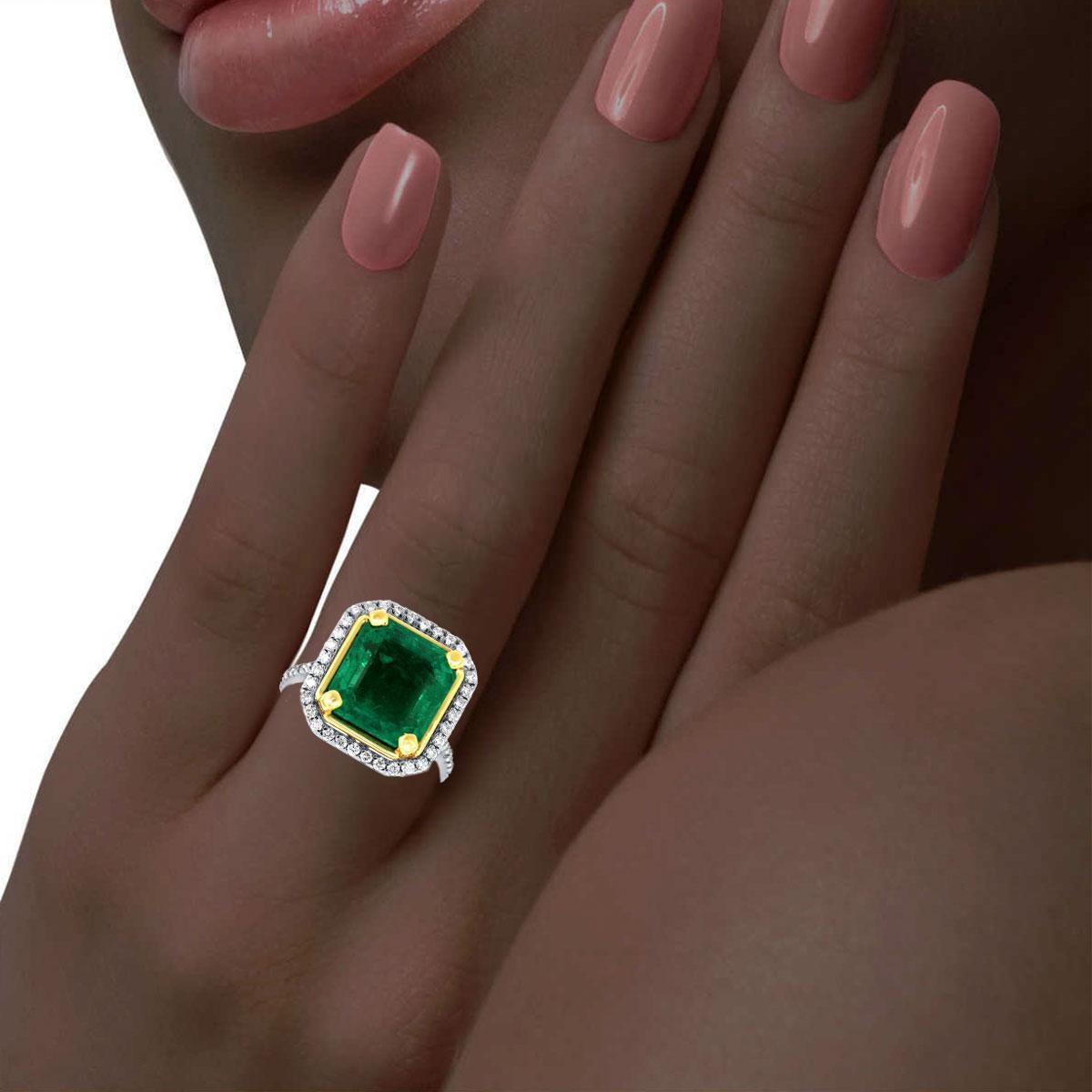 Women's GIA Certified 6.09 Carat Green Emerald 18k White & Yellow Gold Halo Diamond Ring For Sale