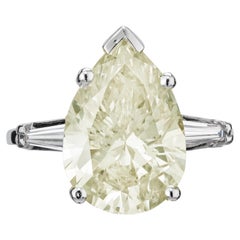 Verlobungsring mit drei Steinen, GIA-zertifizierter 6.10-karätiger Diamant Platin