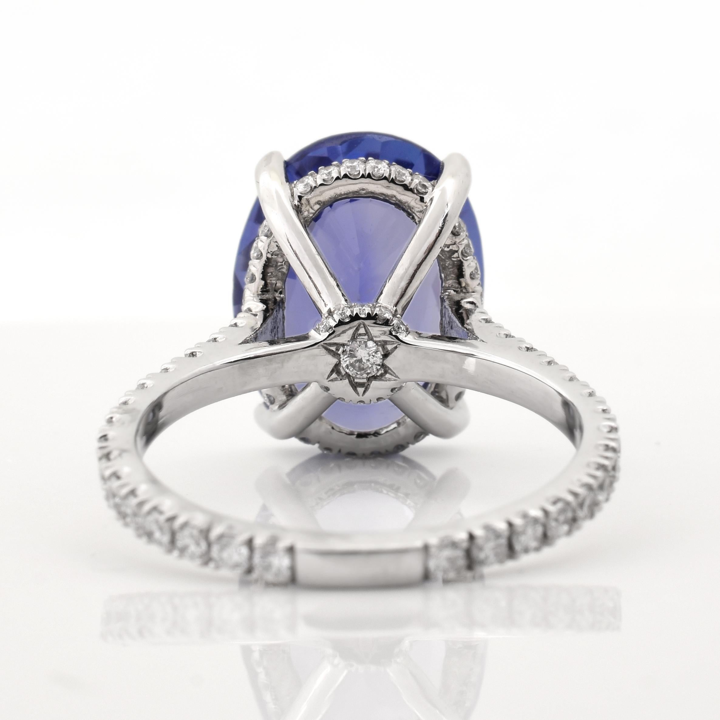 GIA Certified 6.11 Carat Sapphire Diamond Ring In Excellent Condition For Sale In Los Angeles, CA