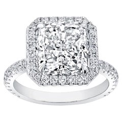 GIA-zertifizierter 6 Karat quadratischer strahlender Diamant-Halo- Solitär-Ring mit Halo