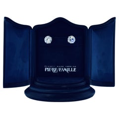 Classificato GIA 6,11 ct. T.W. Borchia con diamante e platino  Orecchini, Pierre/Famille