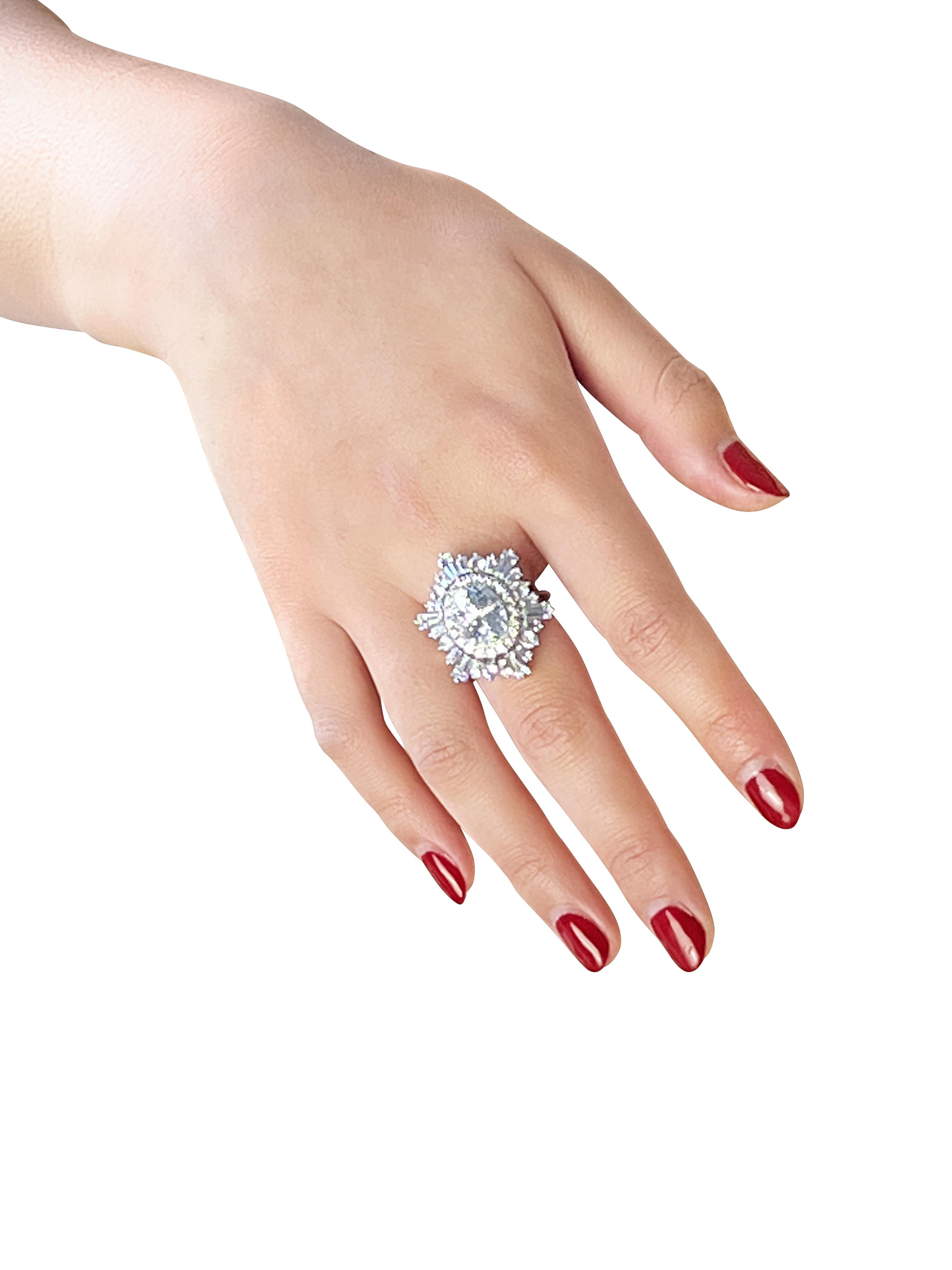 Taille brillant Bague en or 18 carats certifiée GIA 6,13 carats saphir incolore diamant en vente
