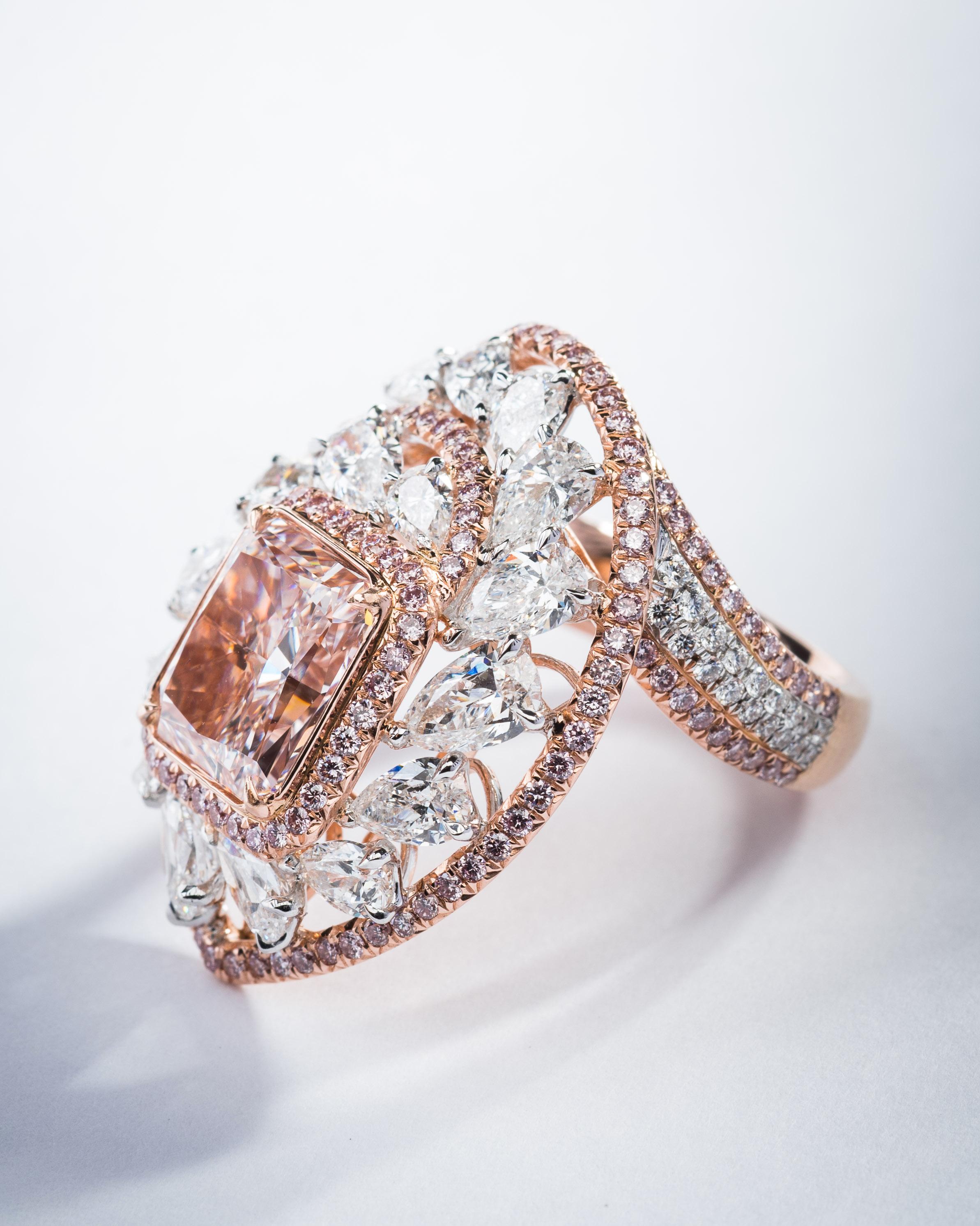 Contemporary GIA Certified 6.23 Carat Light Pink Radiant Diamond Ring in 18k Rose Gold For Sale