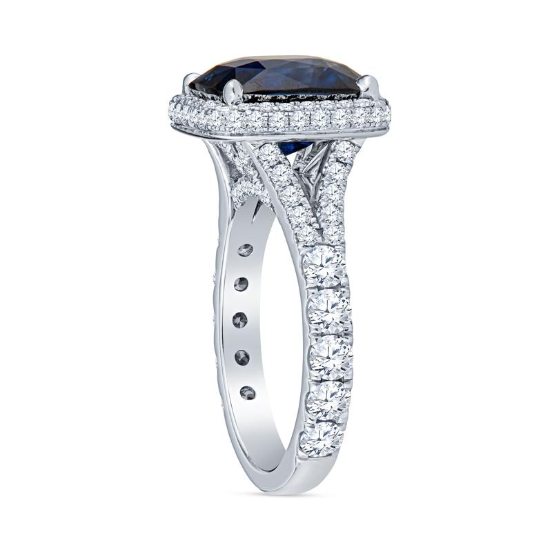 GIA Certified 6.25 Carat Cushion Cut Sapphire & 1.60ctw Round Diamonds Ring In New Condition For Sale In Houston, TX