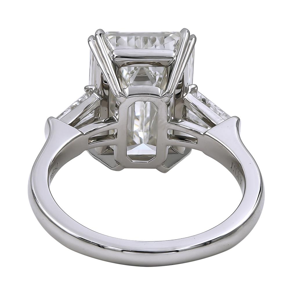 GIA Certified 6.25 Carat Emerald Cut Diamond Ring In New Condition In New York, NY