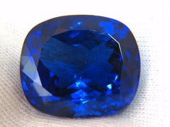 GIA zertifiziert 62,60 Karat Natürlicher Blauer Tansanit im Kissenschliff Prächtig