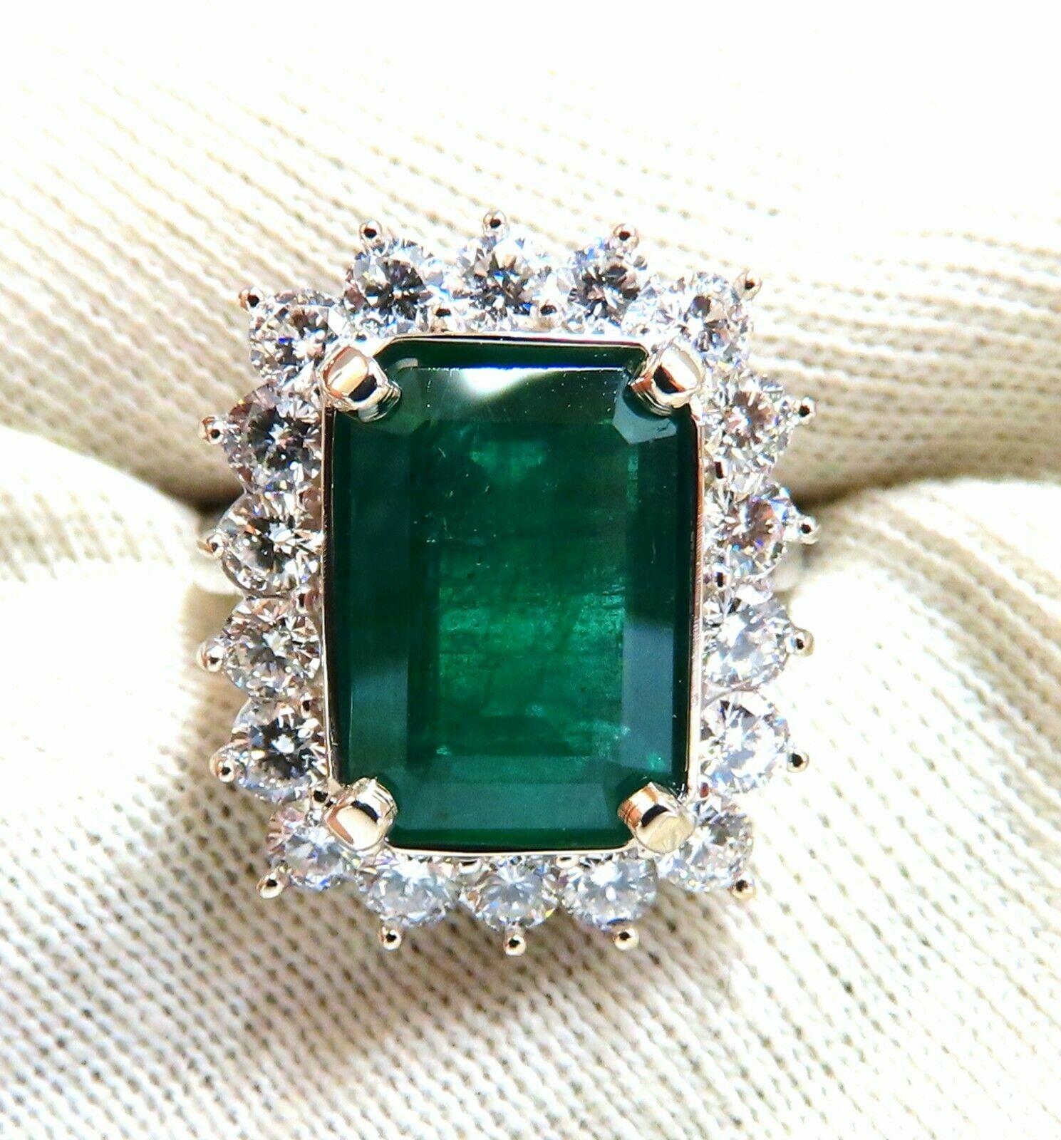 green emerald ring for little finger