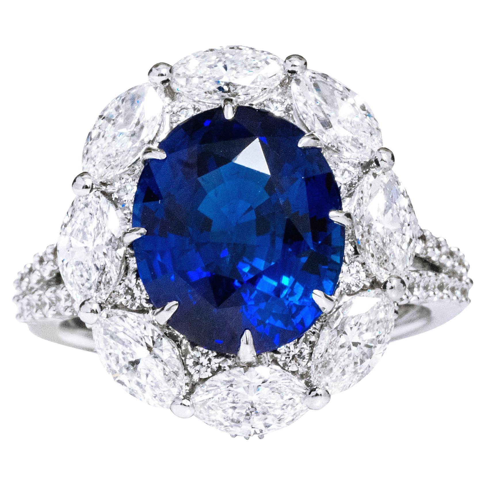 Bague cocktail saphir bleu royal et diamant de 6,29 carats certifiée GIA