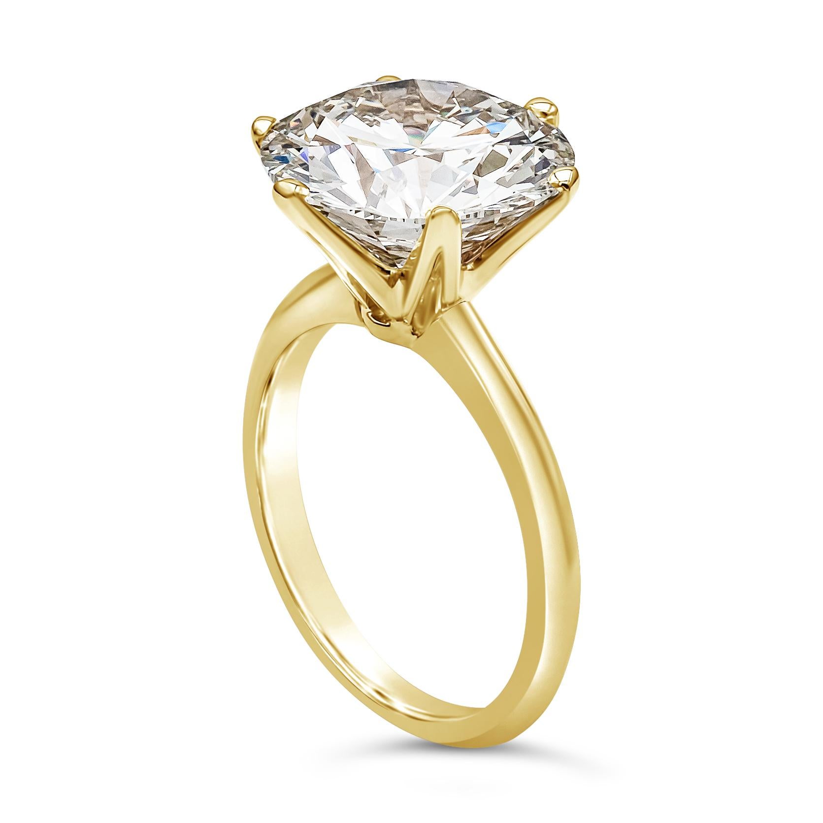GIA Certified 6.33 Carat Round Diamond Solitaire Engagement Ring In New Condition In New York, NY