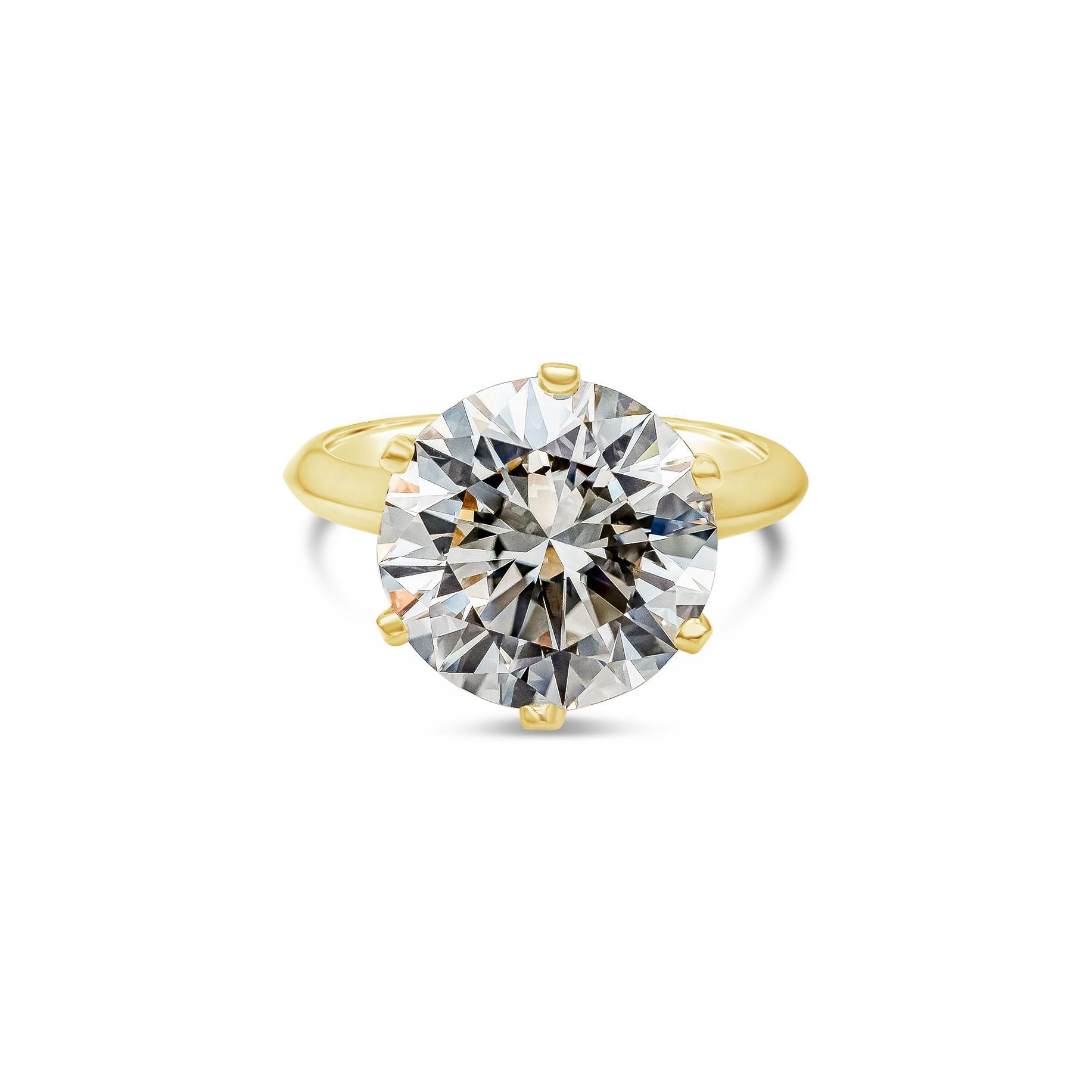 Women's GIA Certified 6.33 Carat Round Diamond Solitaire Engagement Ring