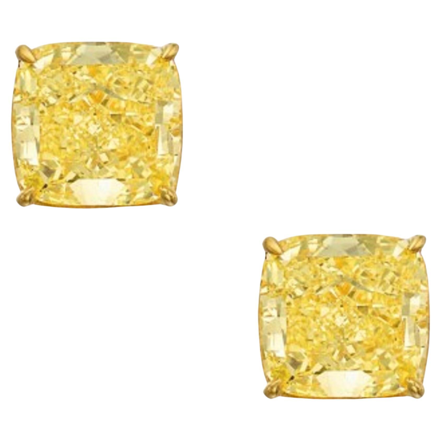 Orecchini con diamanti taglio cuscino giallo fantasia certificati GIA da 6,39 carati