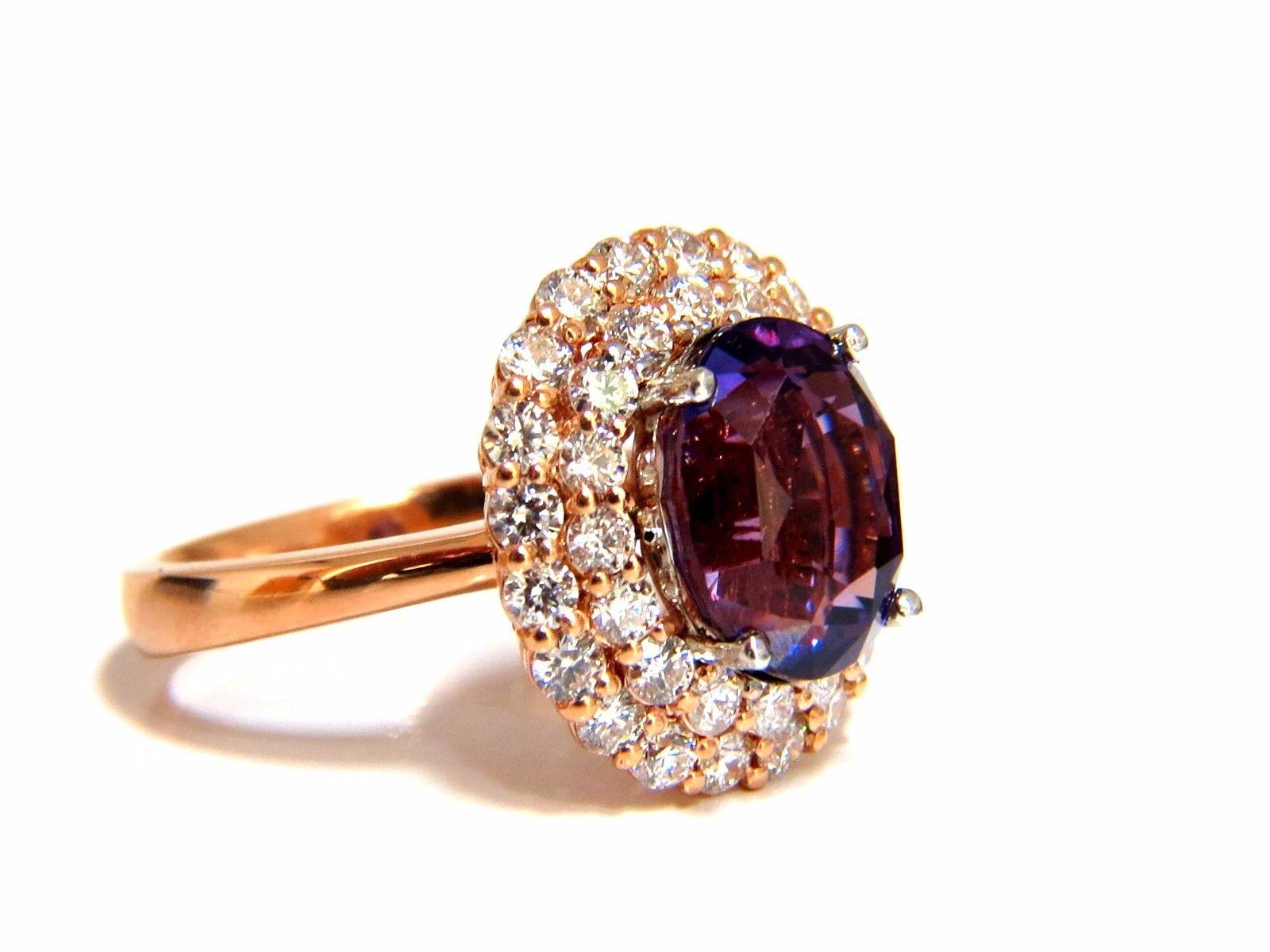 Bague en saphir naturel violet vif certifié GIA de 6,41 carats et diamants en vente 3