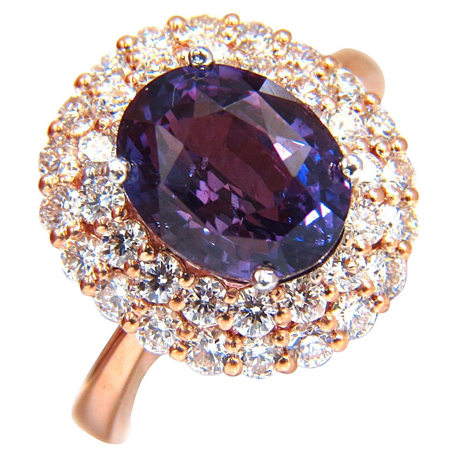 Bague en saphir naturel violet vif certifié GIA de 6,41 carats et diamants