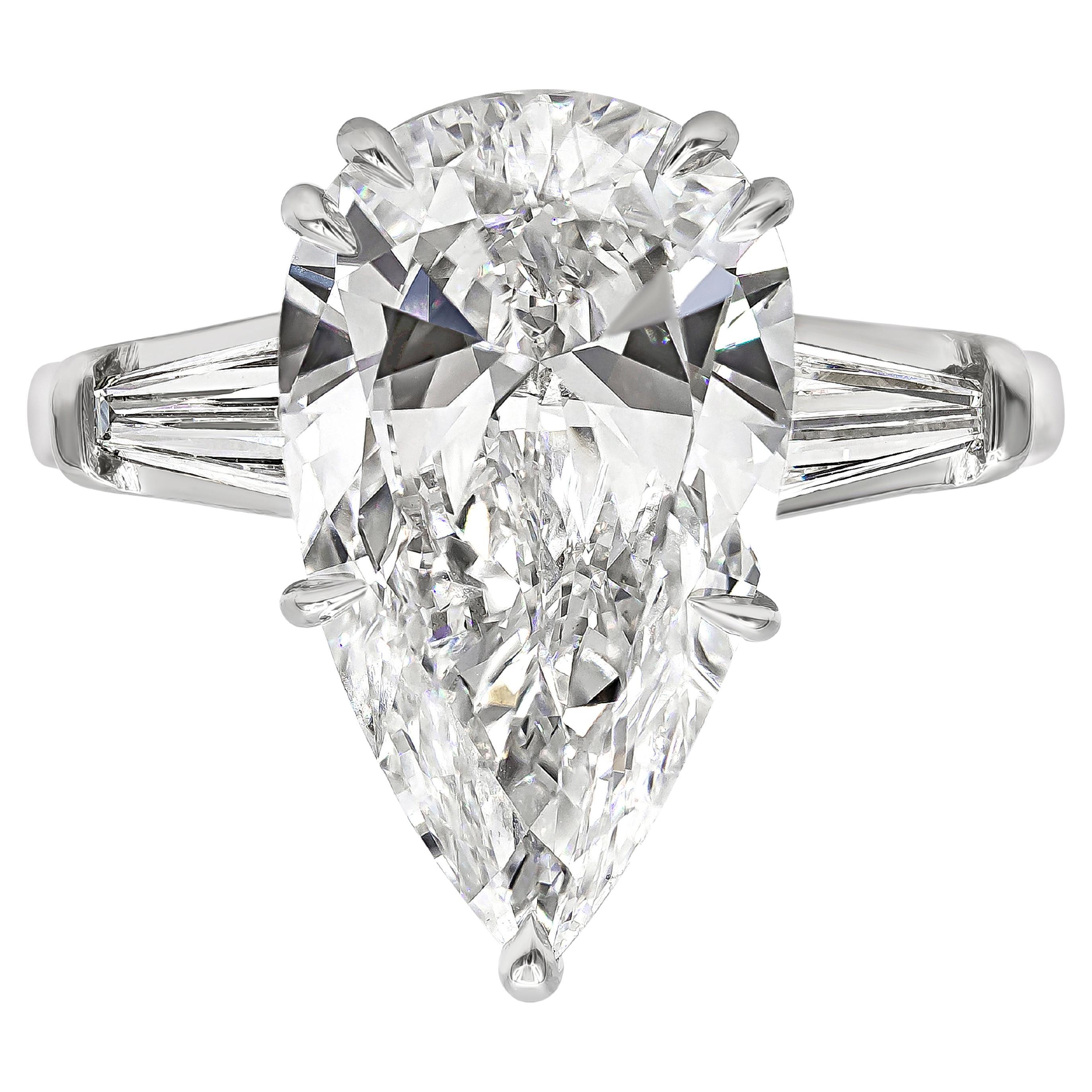 GIA-zertifizierter 6,41 Karat birnenförmiger Diamantring mit drei Steinen in Birnenform im Angebot