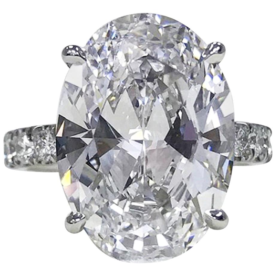 I Flawless GIA Certified 5.75 Carat Oval Diamond Platinum Solitaire Ring 