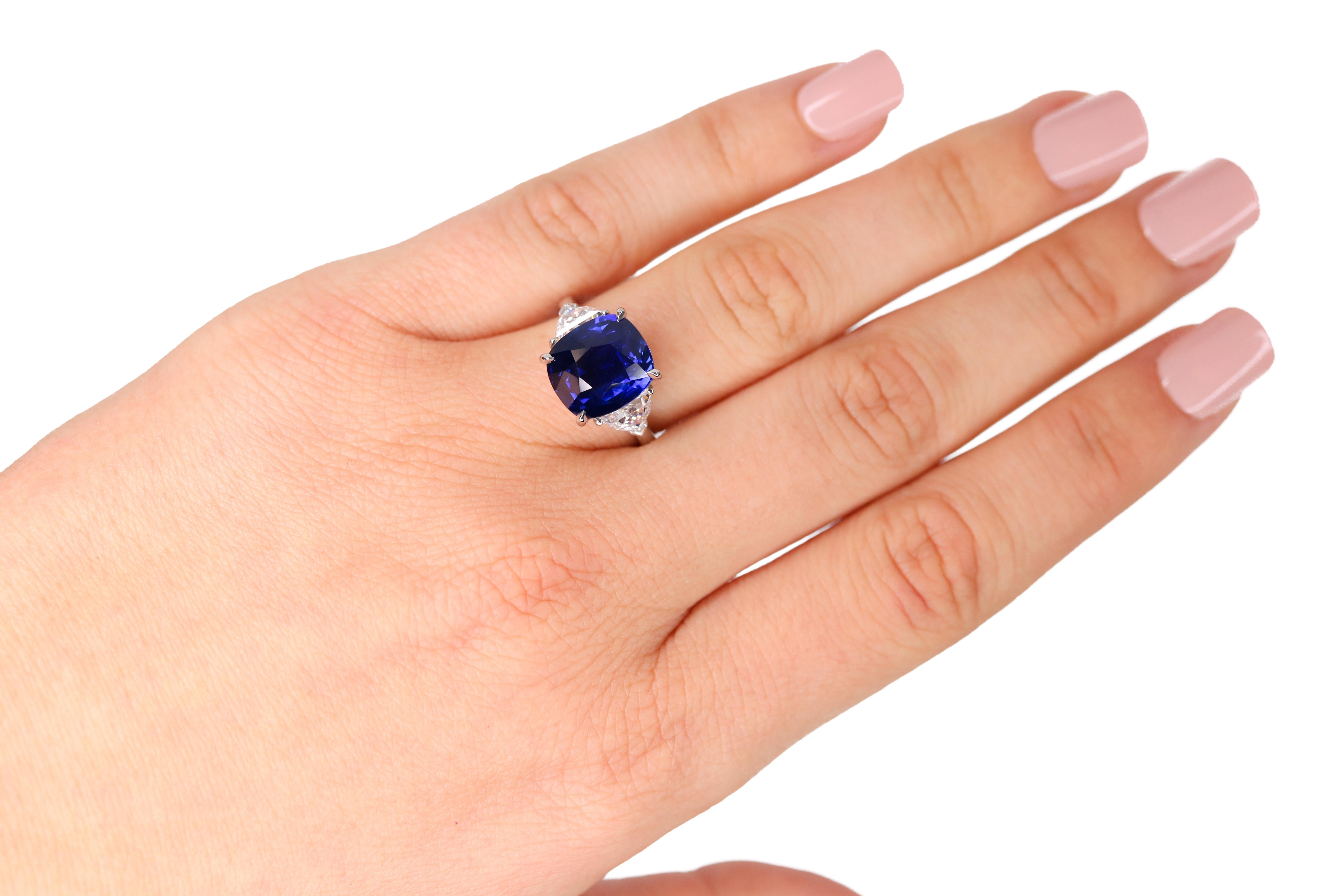 Cushion Cut GIA Certified 6.51 Carat Cushion Deep Blue Sapphire and Diamond Ring For Sale