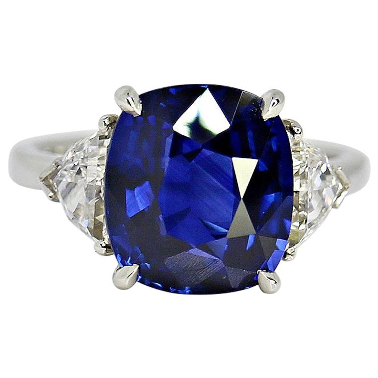GIA Certified 6.51 Carat Cushion Deep Blue Sapphire and Diamond Ring For Sale