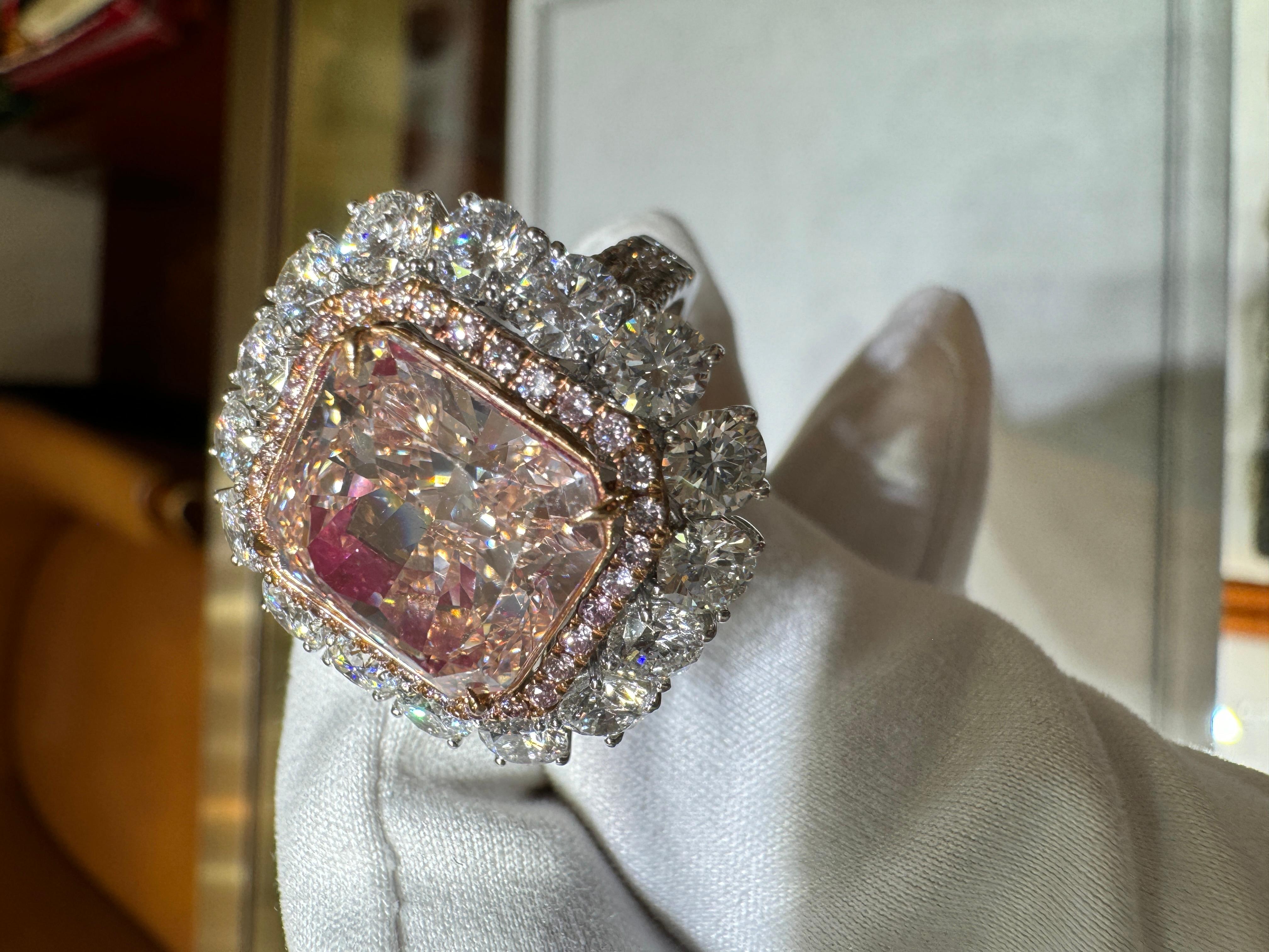GIA Certified 6.53 Carat Fancy Pink-Brown & White Diamond Ring in 18K Rose Gold For Sale 2