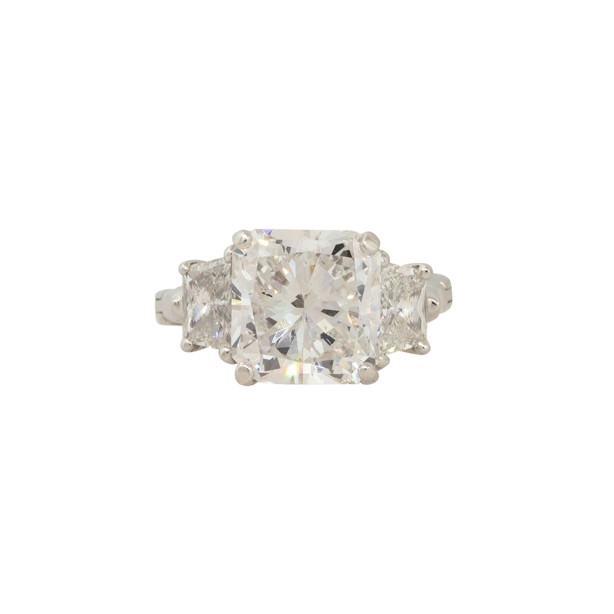 Platin-Verlobungsring mit GIA-zertifiziertem 6.53 Karat Diamant im Strahlenschliff, auf Lager im Zustand „Hervorragend“ im Angebot in Boca Raton, FL