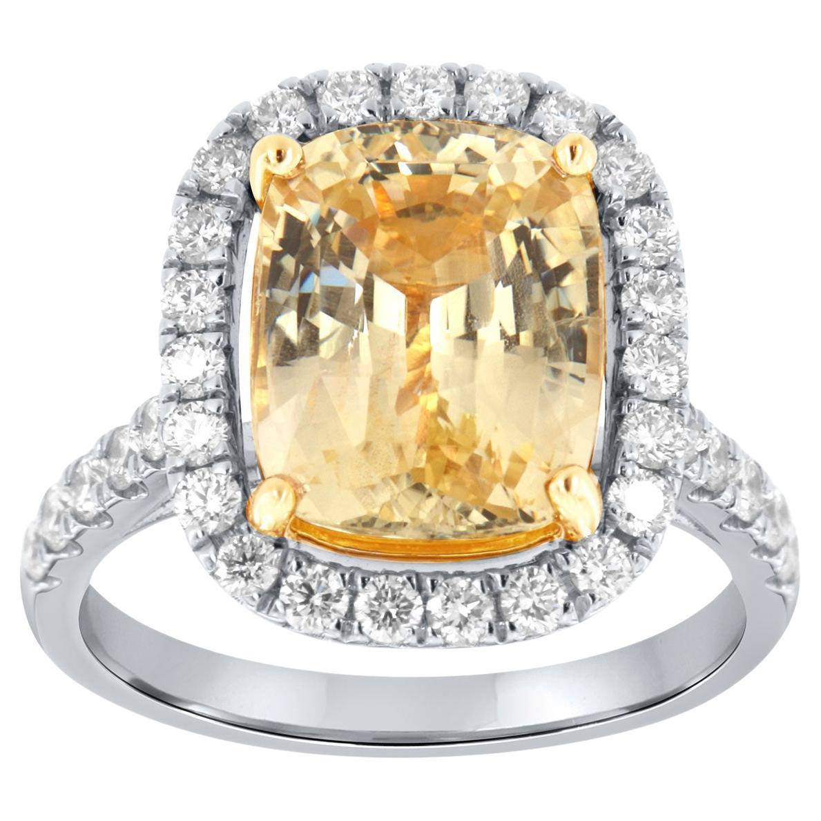 Bague halo de diamants et saphir jaune coussin allongé de 6,55 carats, certifié GIA, sans chaleur