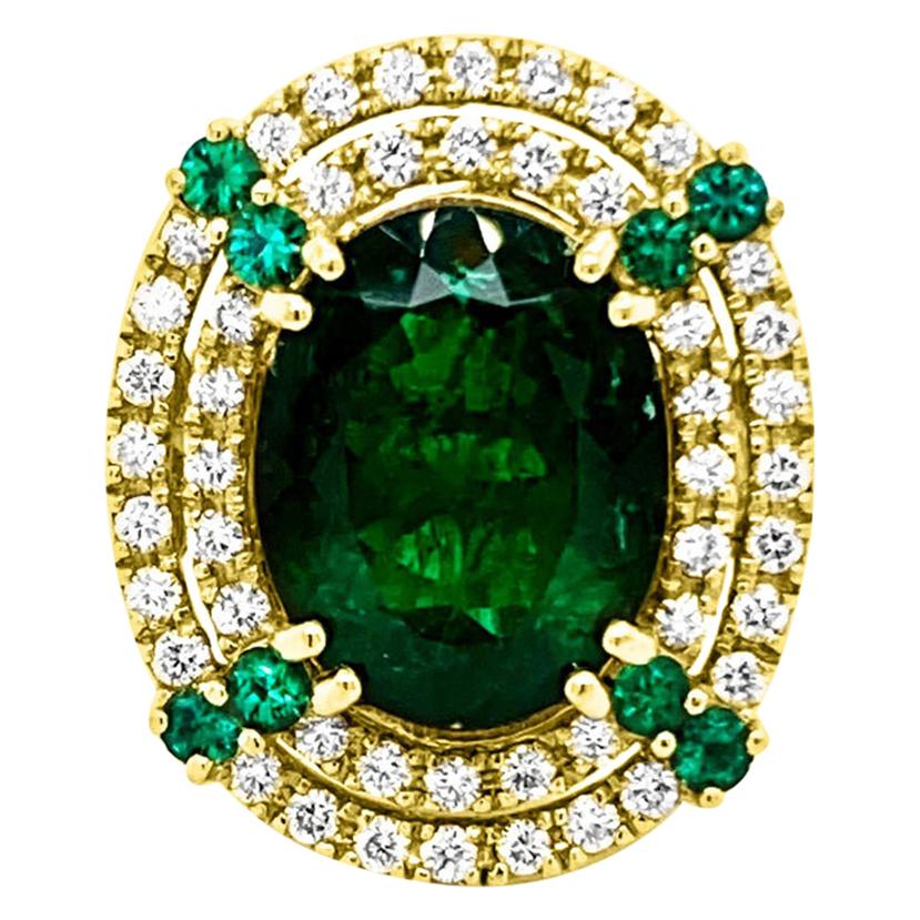 GIA Certified 6.58 Carat Colombian Natural Emerald 18 Karat Yellow Gold Ring For Sale