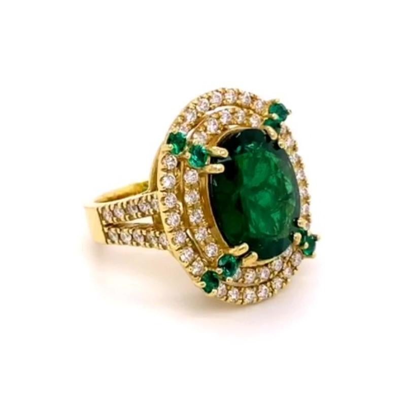 Oval Cut GIA Certified 6.58 Carat Colombian Natural Emerald 18 Karat Yellow Gold Ring For Sale