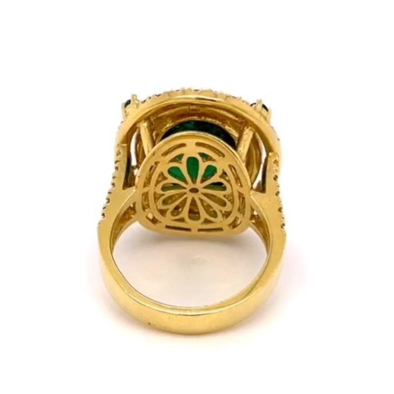 Women's GIA Certified 6.58 Carat Colombian Natural Emerald 18 Karat Yellow Gold Ring For Sale