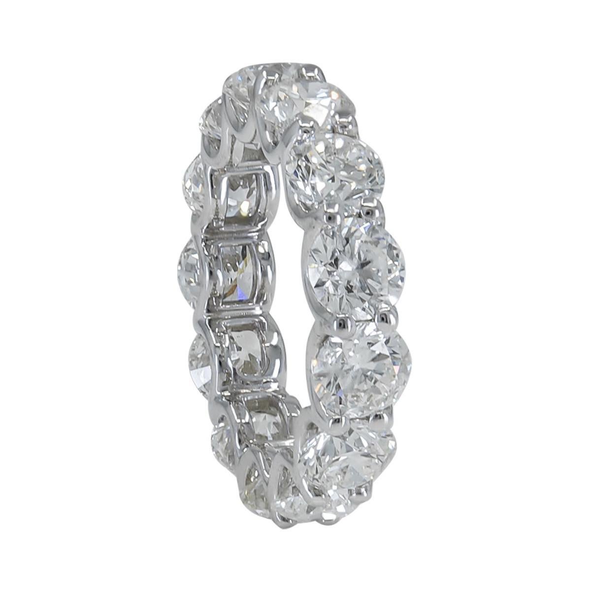 Spectra Fine Jewelry, GIA Certified 6.60 Carat Round Diamond Wedding Band For Sale