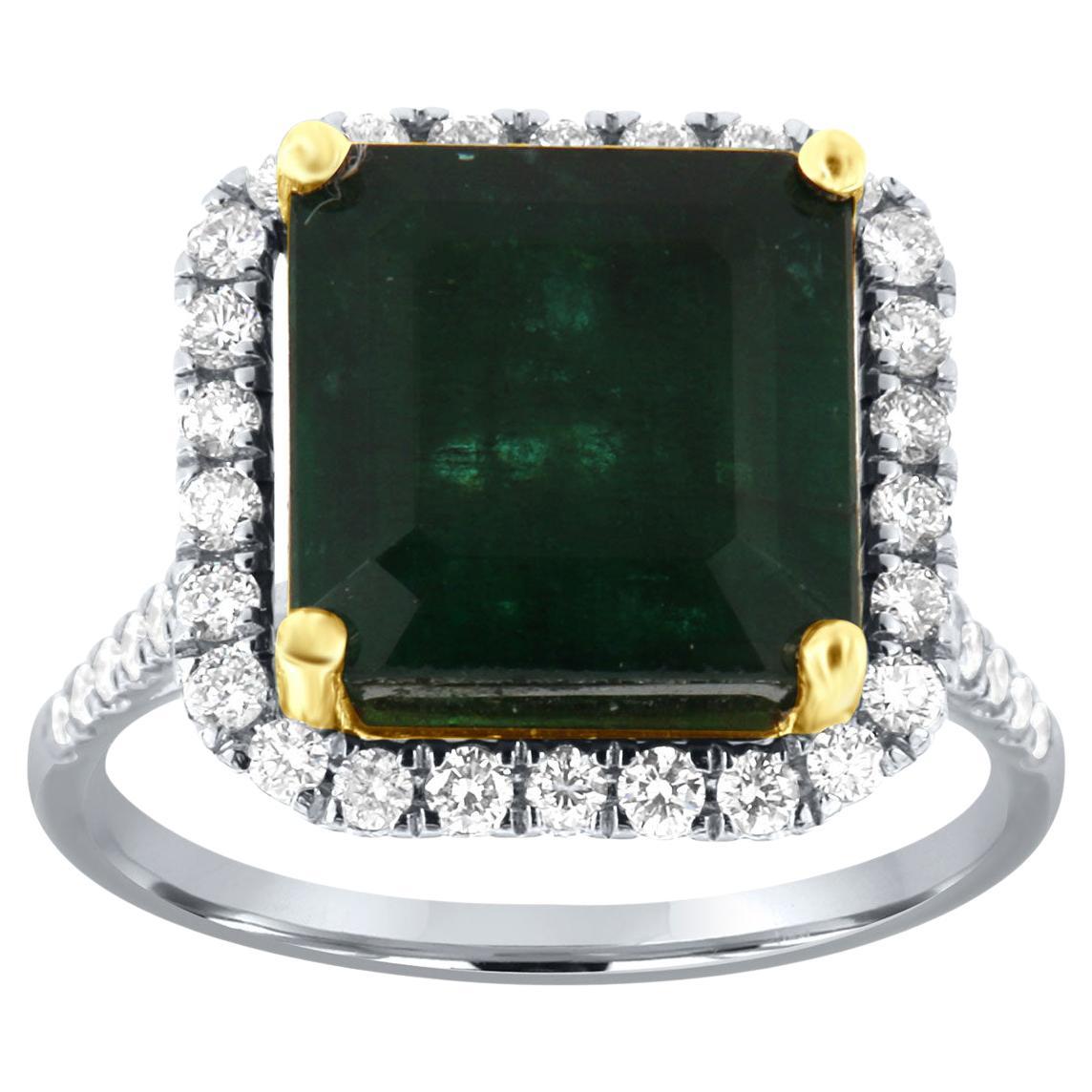 Bague en diamant bicolore 14 carats avec halo d'émeraudes vertes Asscher de 6,61 carats certifiées par le GIA