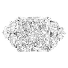 Anillo de compromiso de platino con diamante de corte radiante de 6,67 quilates certificado por el GIA