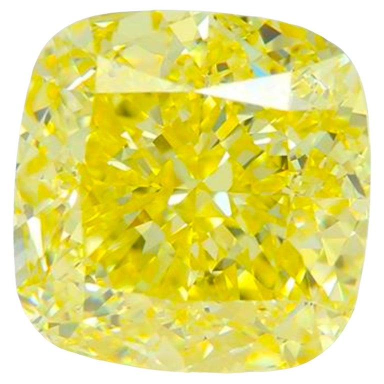 Contemporain Bague sur mesure de 6,68 carats de diamant jaune intense fantaisie taille coussin certifié GIA en vente